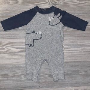 Carter’s Baby Boy One Piece Outfit Size 3 Months